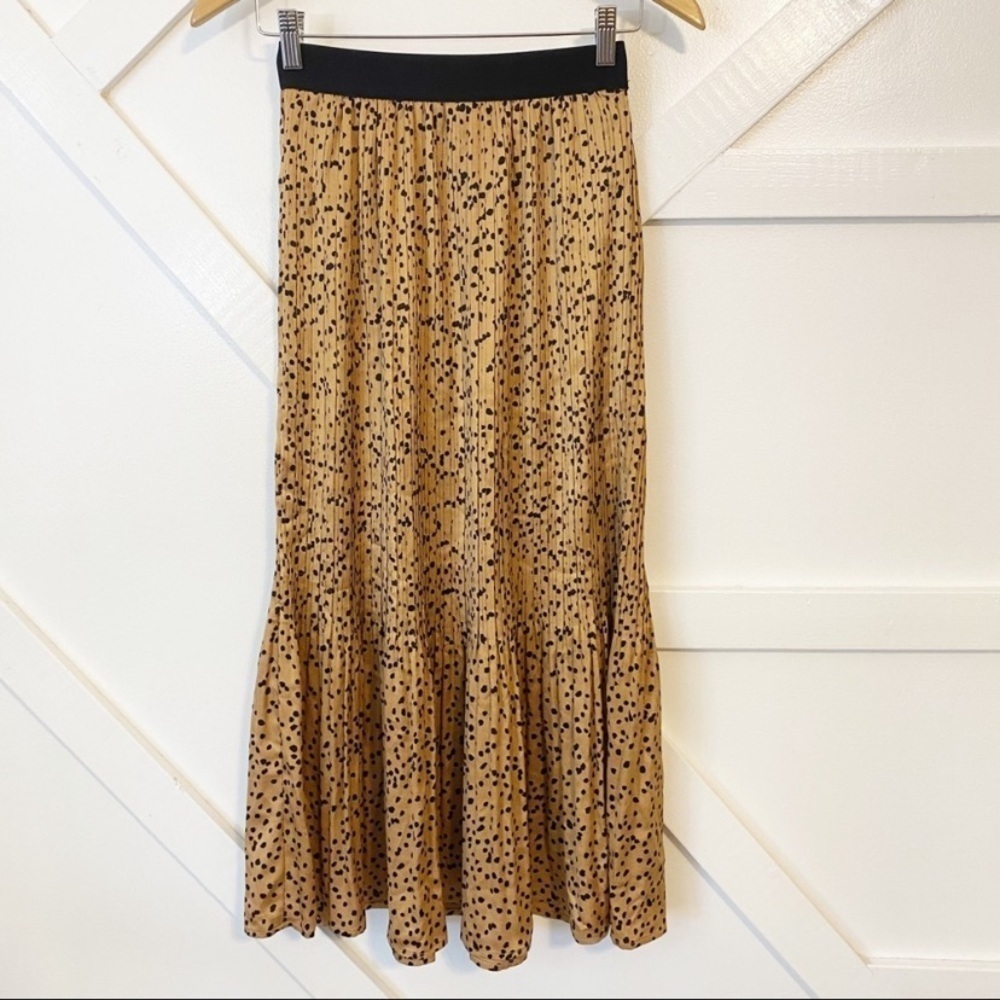 Codex Mode Animal Printed Accordion Pleated Midi
Length Flared Skirt Sz Small